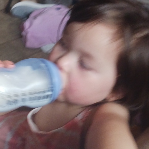 Meet your Posher, Brook - Picture 1 of 1